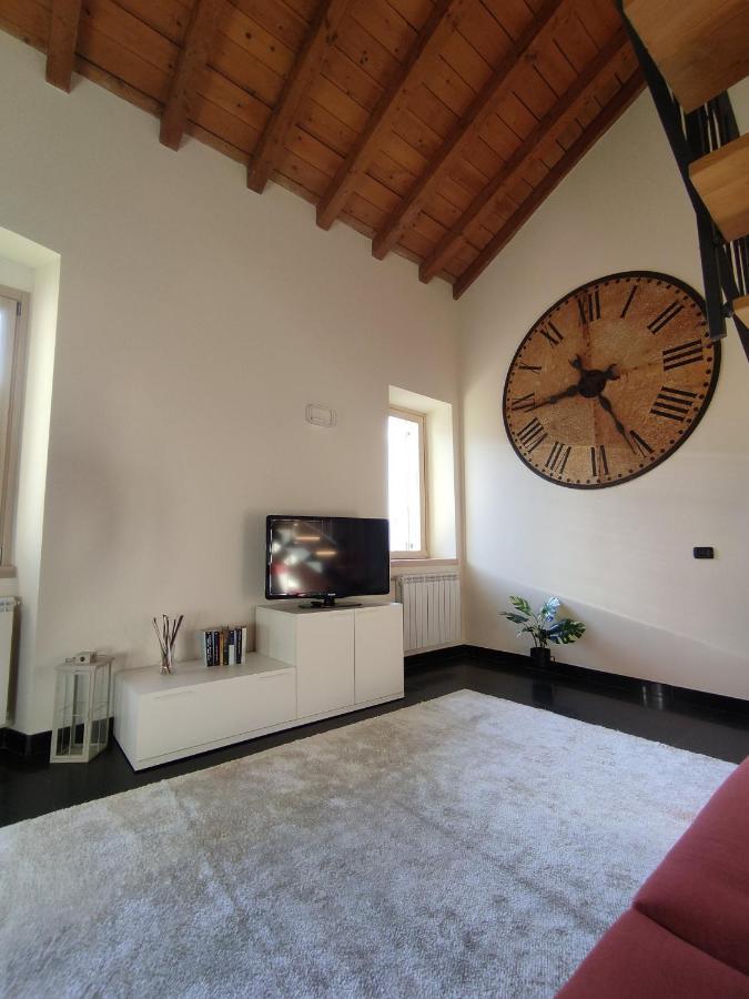 La Corte Dell'Orologio Endine Gaiano Buitenkant foto